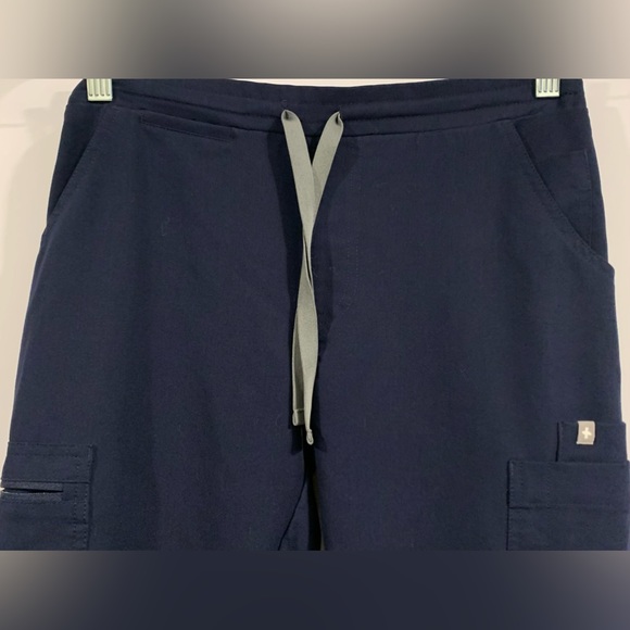 Excellent Condition, Figs “Yola Skinny” Scrub Pants, Style# TW2000P, Size XS - Picture 4 of 10